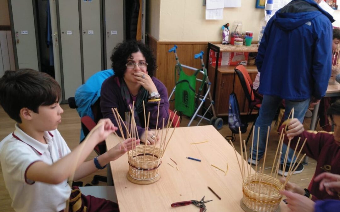 Taller de Cestería en Aspar “La Besana” con el Colegio Maestro Ávila de Salamanca